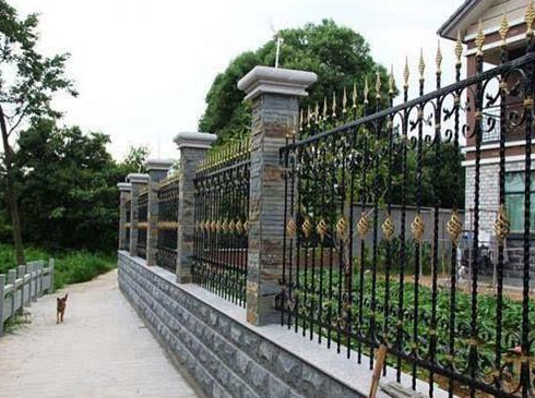 有围墙的农村住宅大门风水好不好